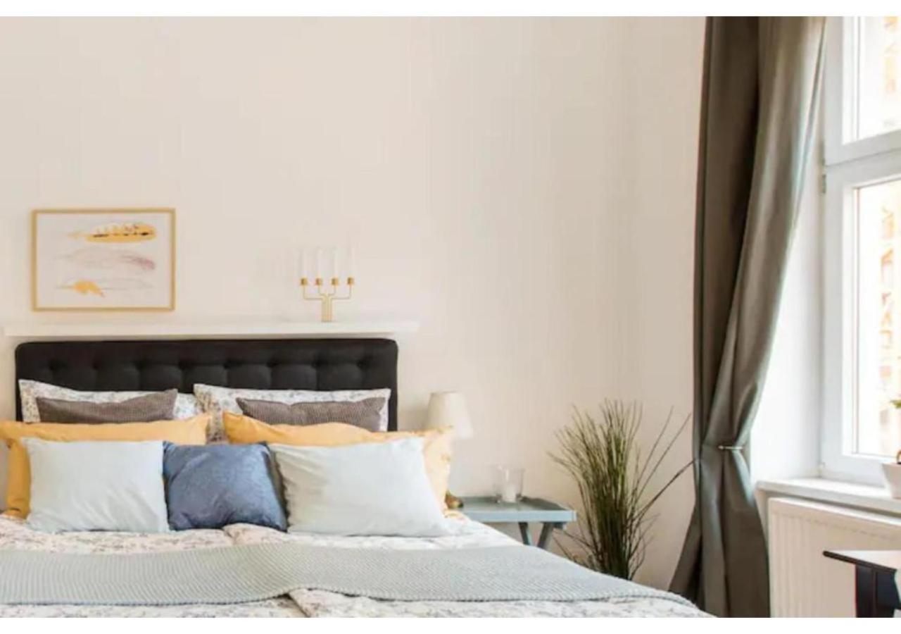 Luxurious And Bright, 5 Min To City Center Apartment Виена Екстериор снимка