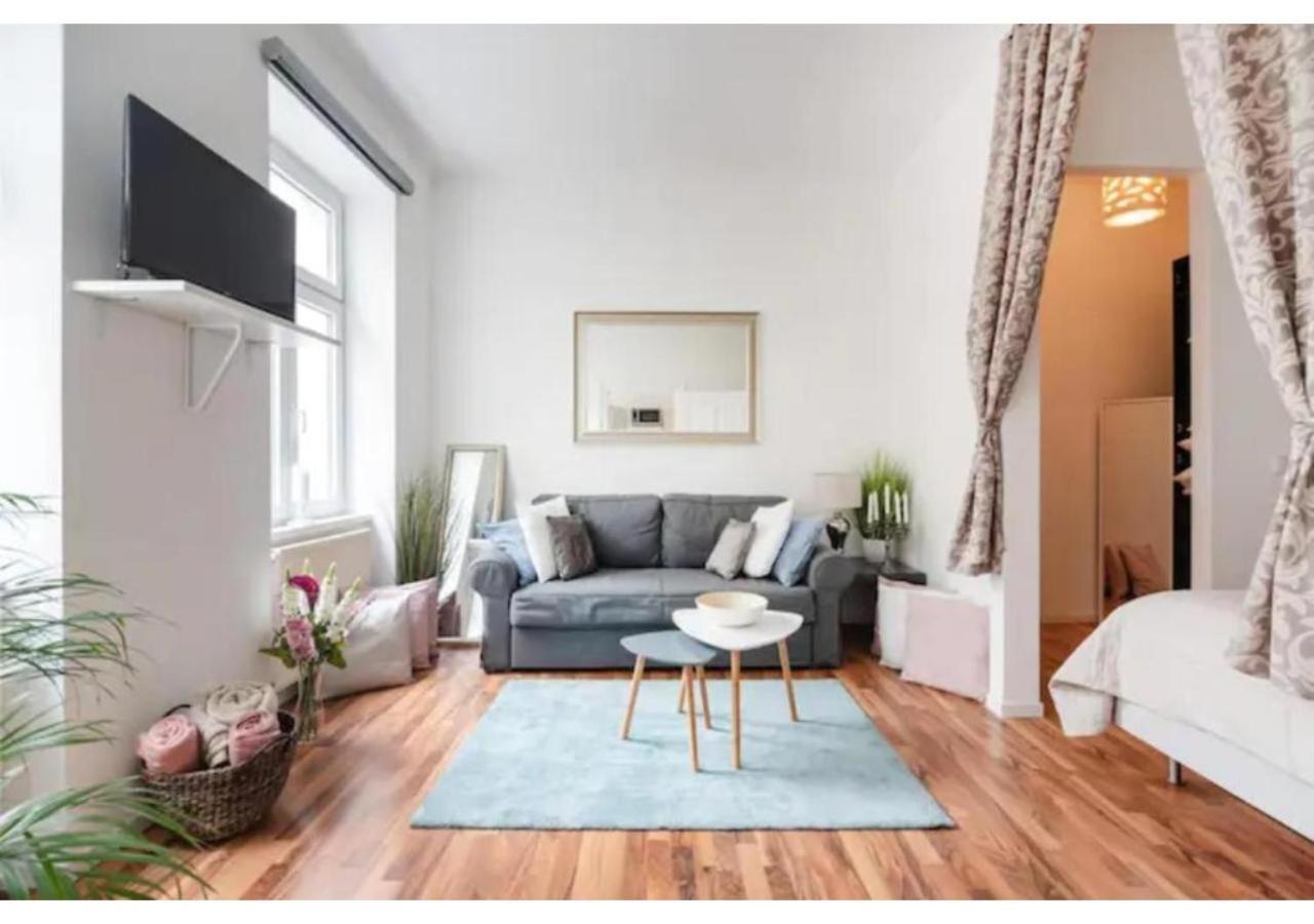 Luxurious And Bright, 5 Min To City Center Apartment Виена Екстериор снимка