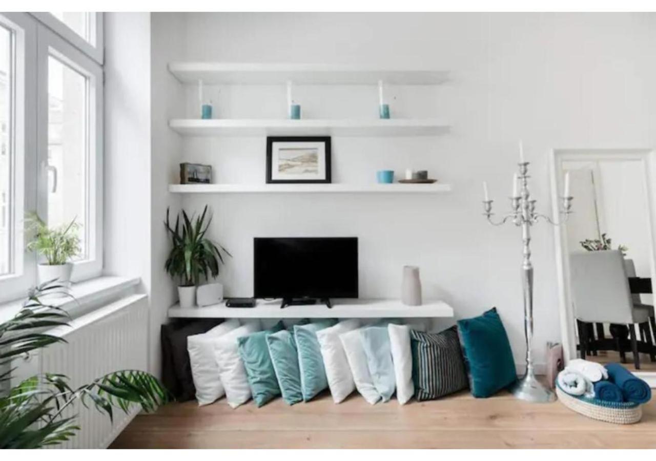 Luxurious And Bright, 5 Min To City Center Apartment Виена Екстериор снимка