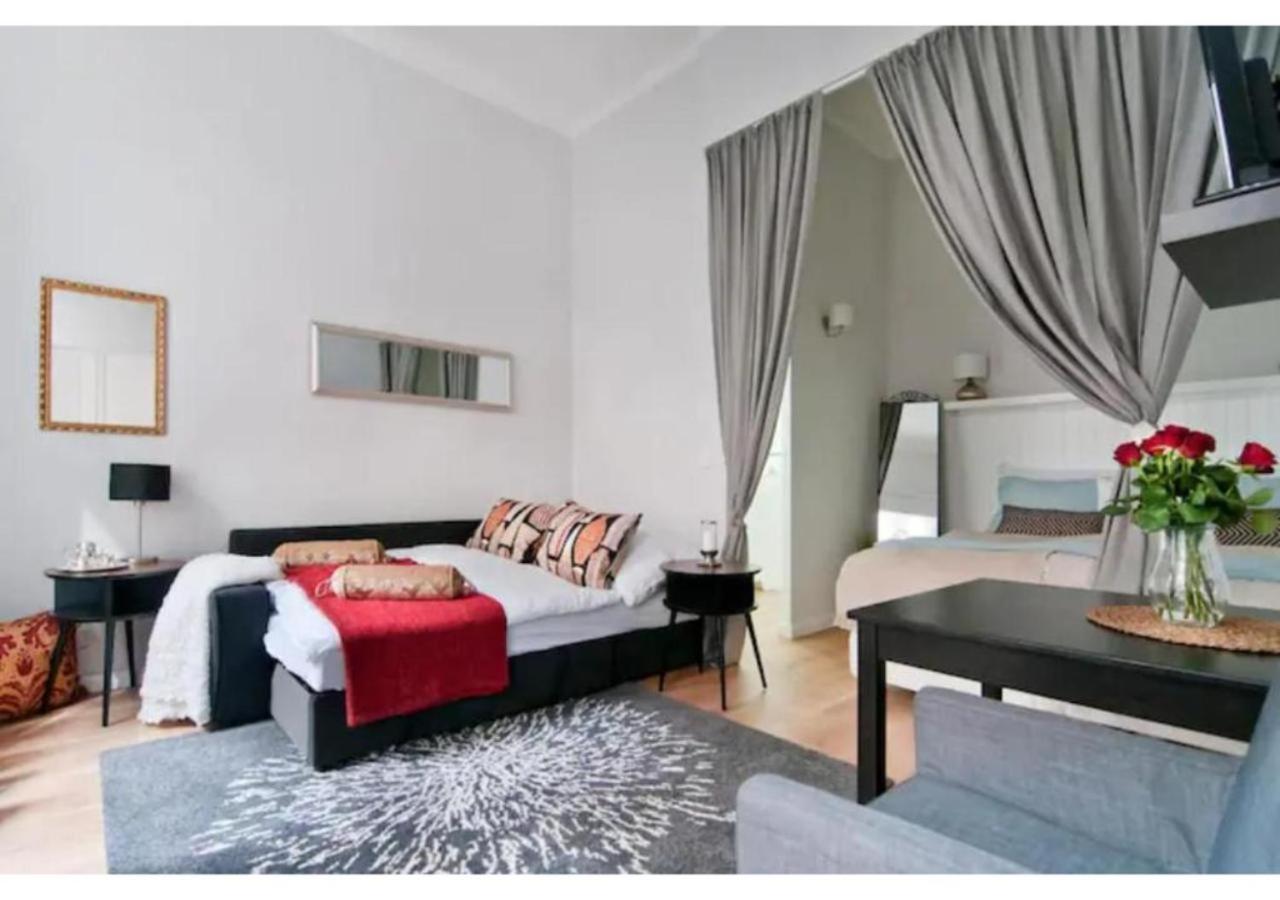 Luxurious And Bright, 5 Min To City Center Apartment Виена Екстериор снимка